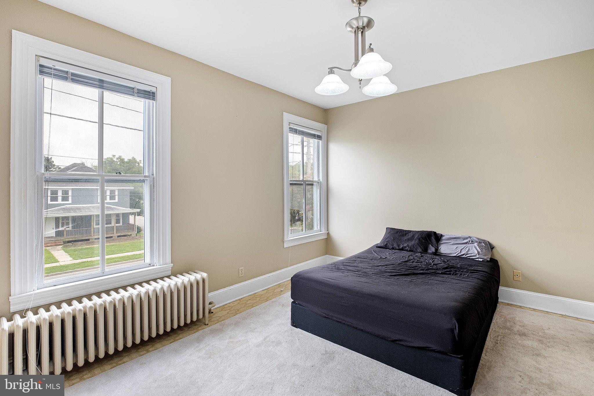 ELKTON - Residential