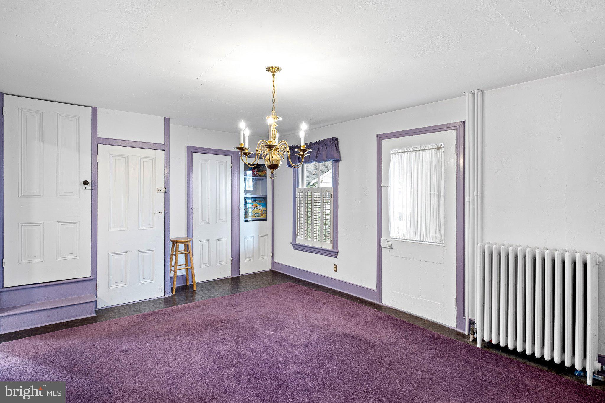 ELKTON - Residential