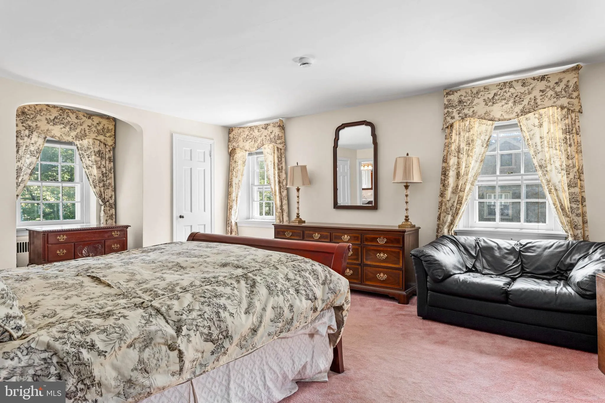 Penn Valley, Pennsylvania 19072, United States, 5 Bedrooms Bedrooms, ,5 BathroomsBathrooms,Residential,Pending,117192