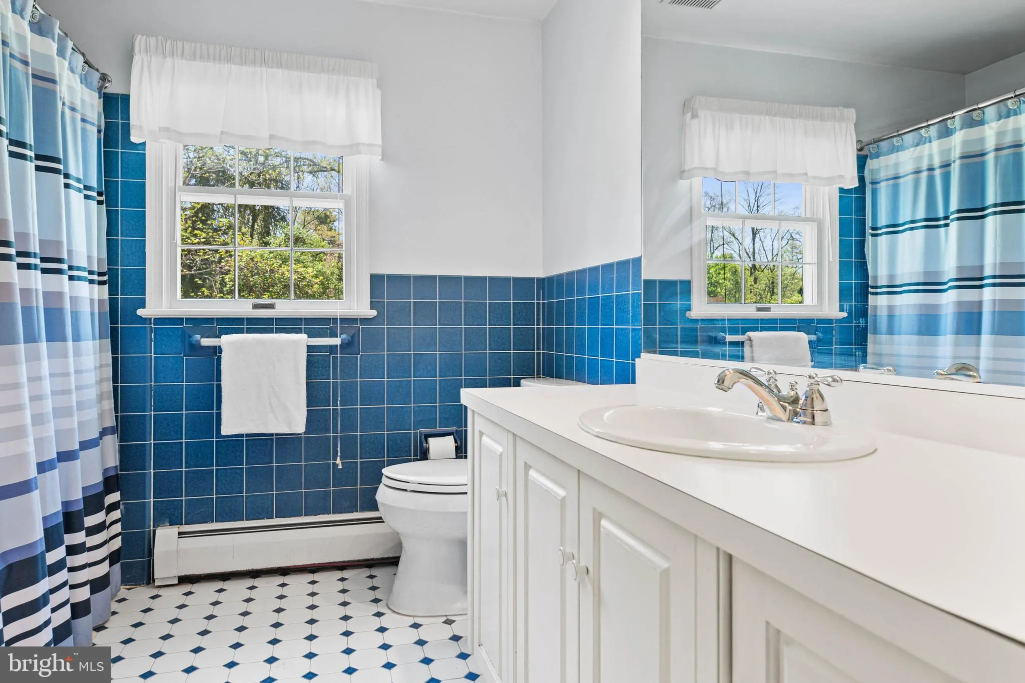 Penn Valley, Pennsylvania 19072, United States, 5 Bedrooms Bedrooms, ,5 BathroomsBathrooms,Residential,Pending,117192