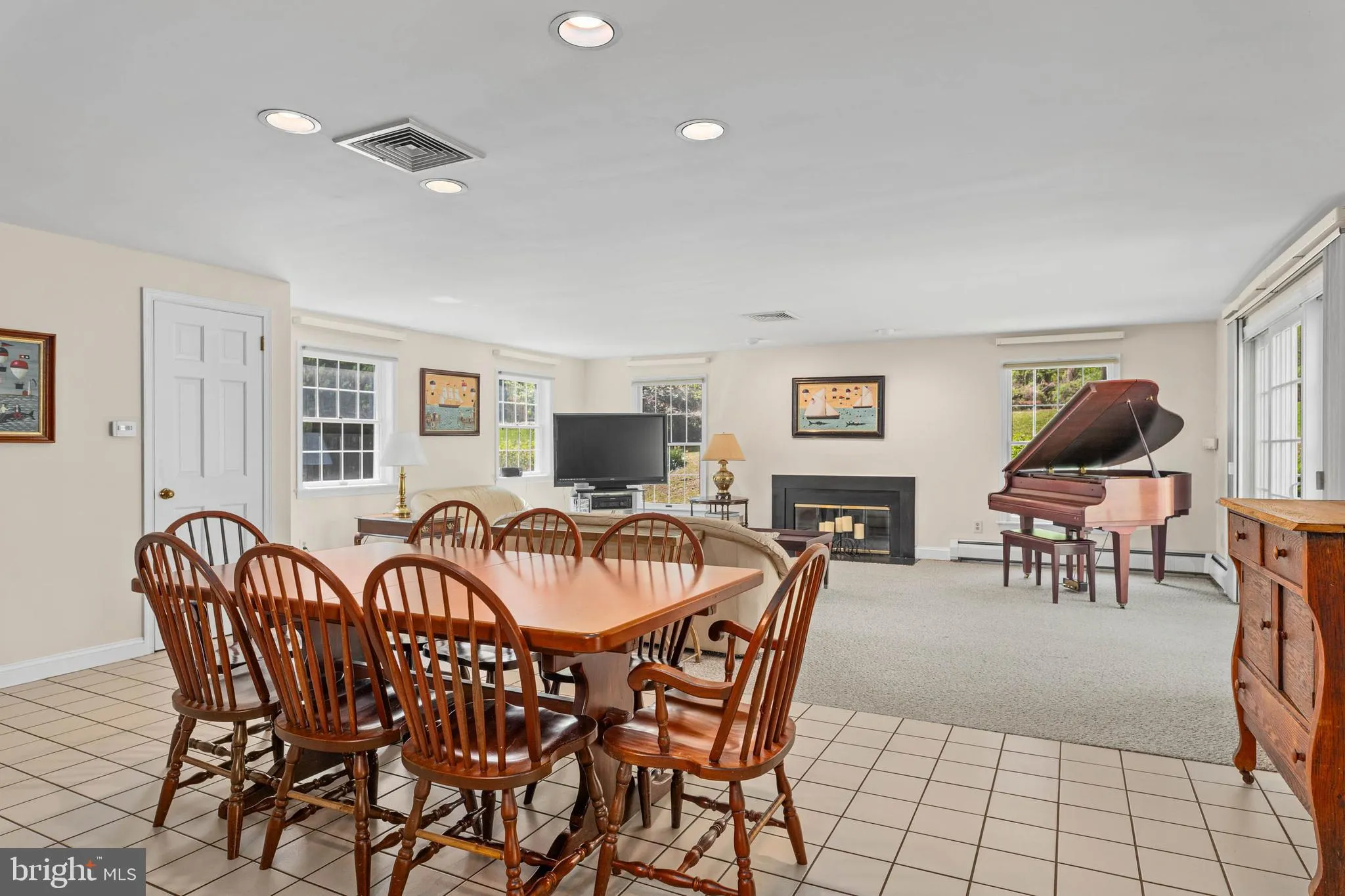 Penn Valley, Pennsylvania 19072, United States, 5 Bedrooms Bedrooms, ,5 BathroomsBathrooms,Residential,Pending,117192