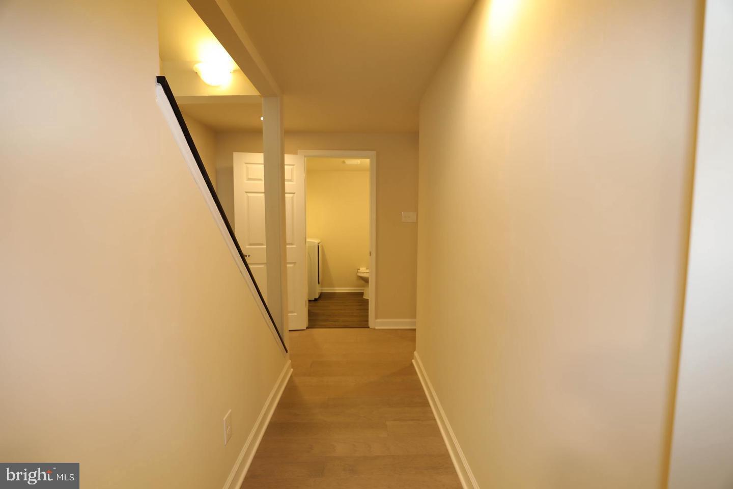 WATERSIDE - Residential