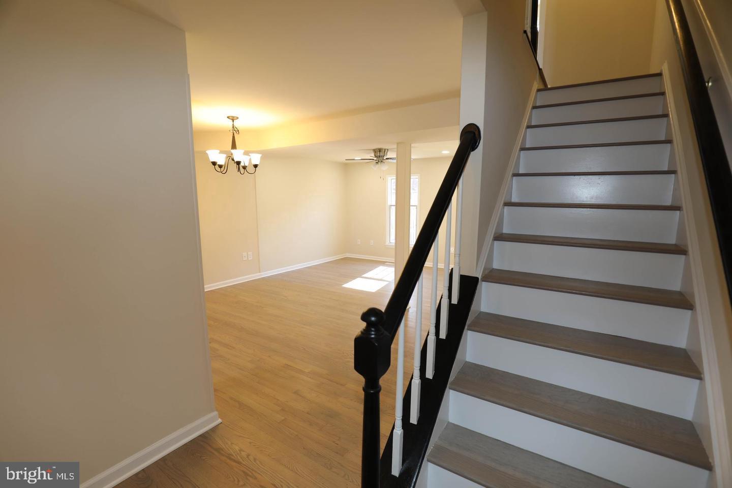 WATERSIDE - Residential