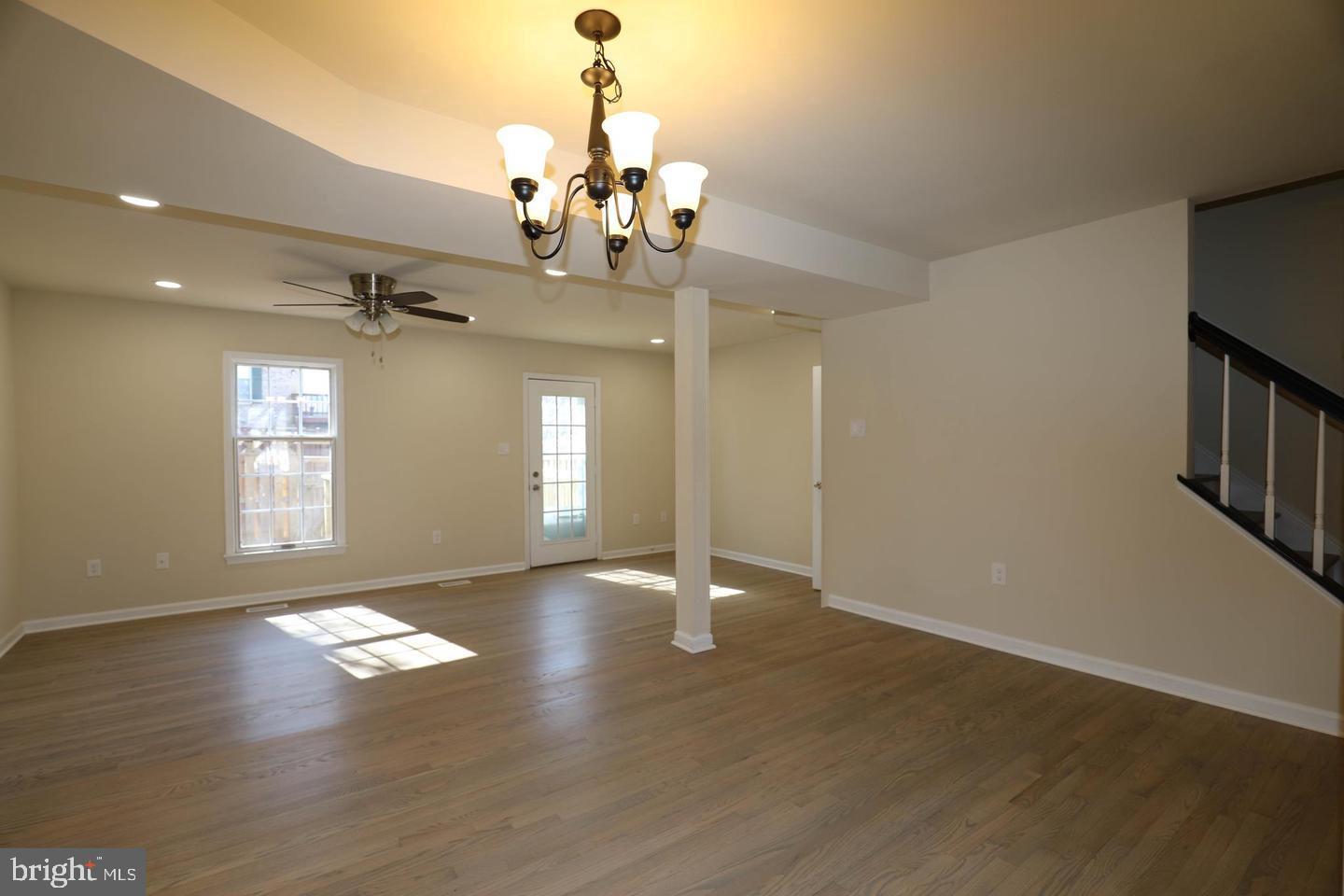 WATERSIDE - Residential