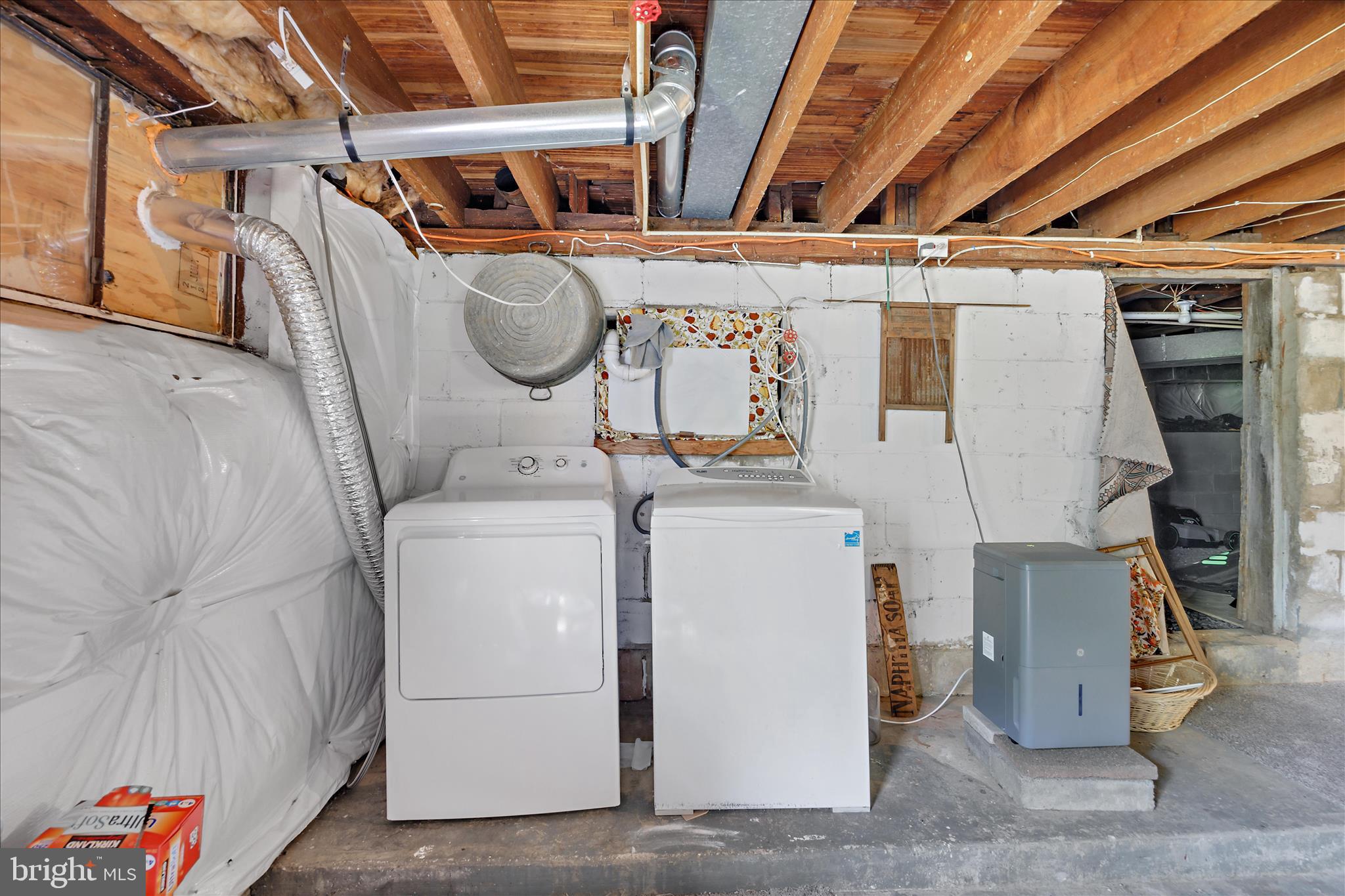 DIVIDING CREEK - Residential