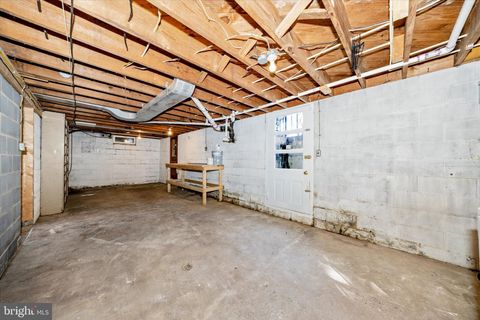 Tiny photo for 1001 Jefferson Boulevard, HAGERSTOWN, MD 21742 (MLS # MDWA2035454)