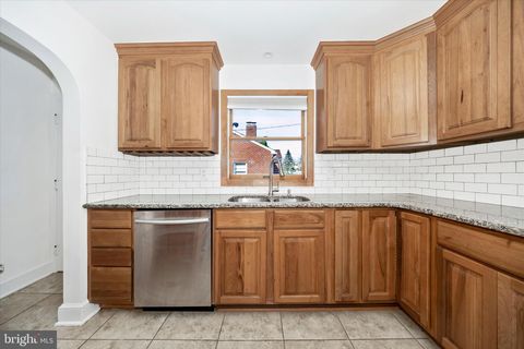 Tiny photo for 1001 Jefferson Boulevard, HAGERSTOWN, MD 21742 (MLS # MDWA2035454)