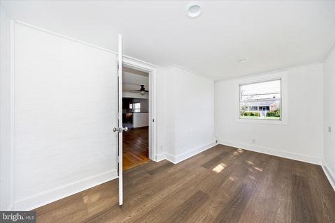 Tiny photo for 1001 Jefferson Boulevard, HAGERSTOWN, MD 21742 (MLS # MDWA2035454)