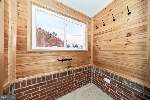 Tiny photo for 1001 Jefferson Boulevard, HAGERSTOWN, MD 21742 (MLS # MDWA2035454)
