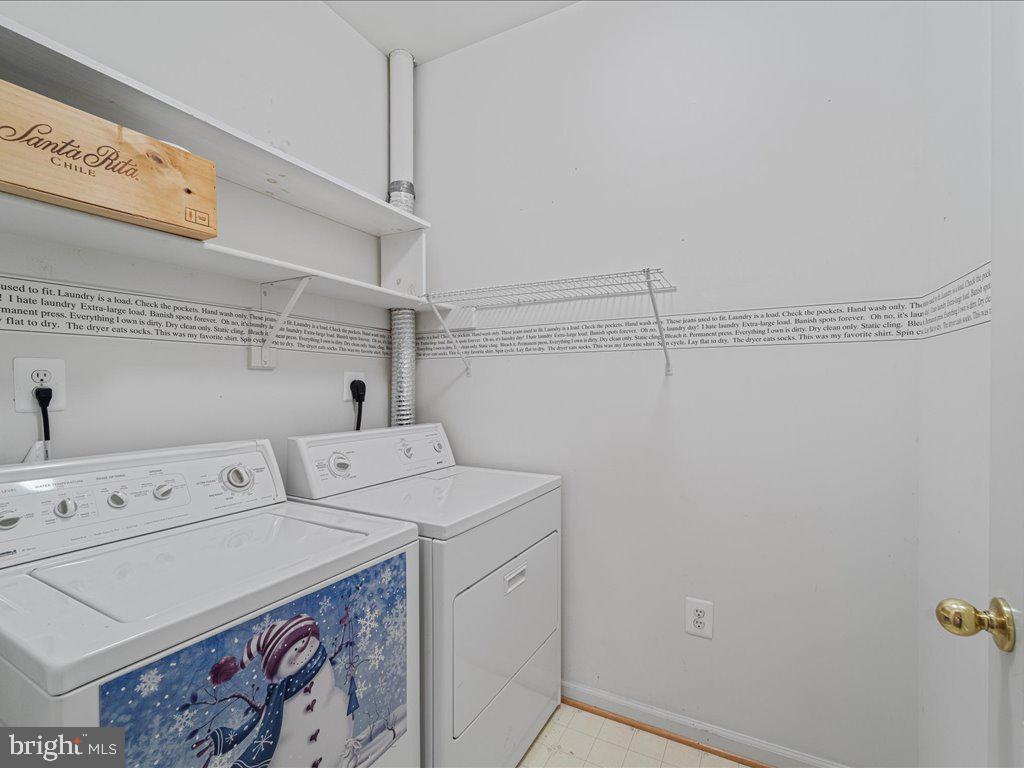 ASHBURN FARM - Residential