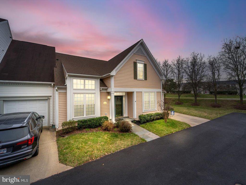 ASHBURN FARM - Residential