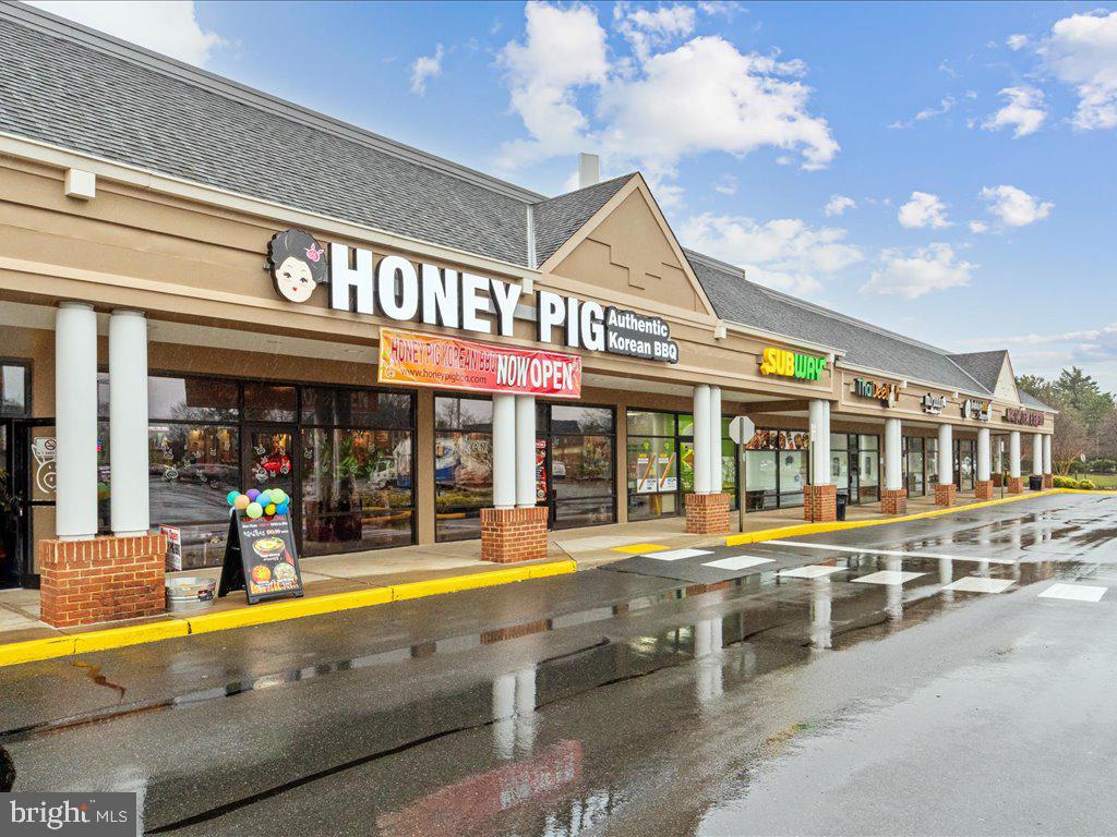 ASHBURN FARM - Residential