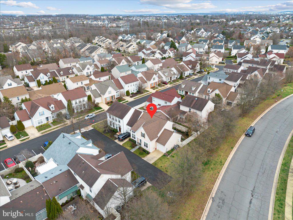 ASHBURN FARM - Residential