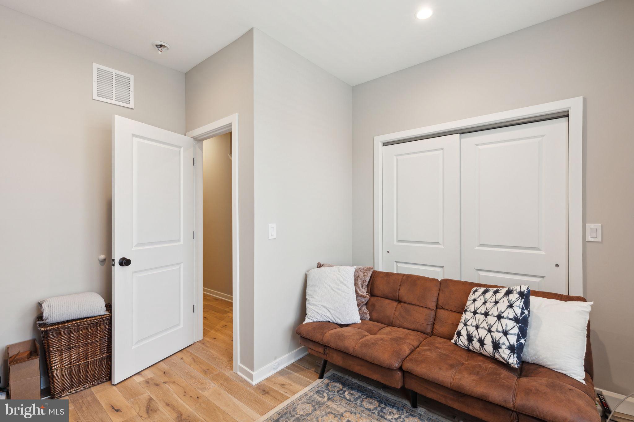 BREWERYTOWN - Residential Lease