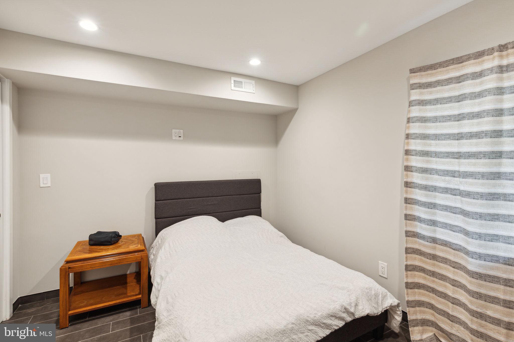 BREWERYTOWN - Residential Lease