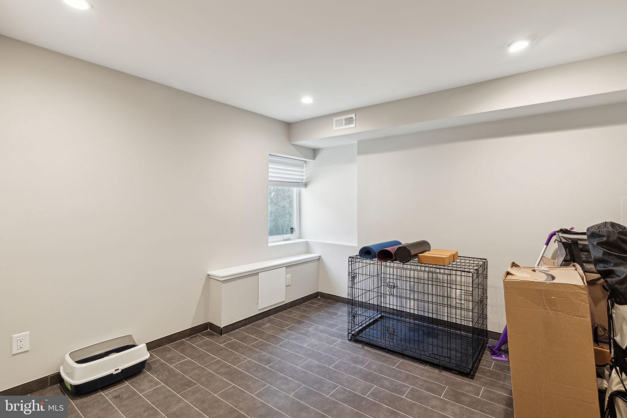 BREWERYTOWN - Residential Lease