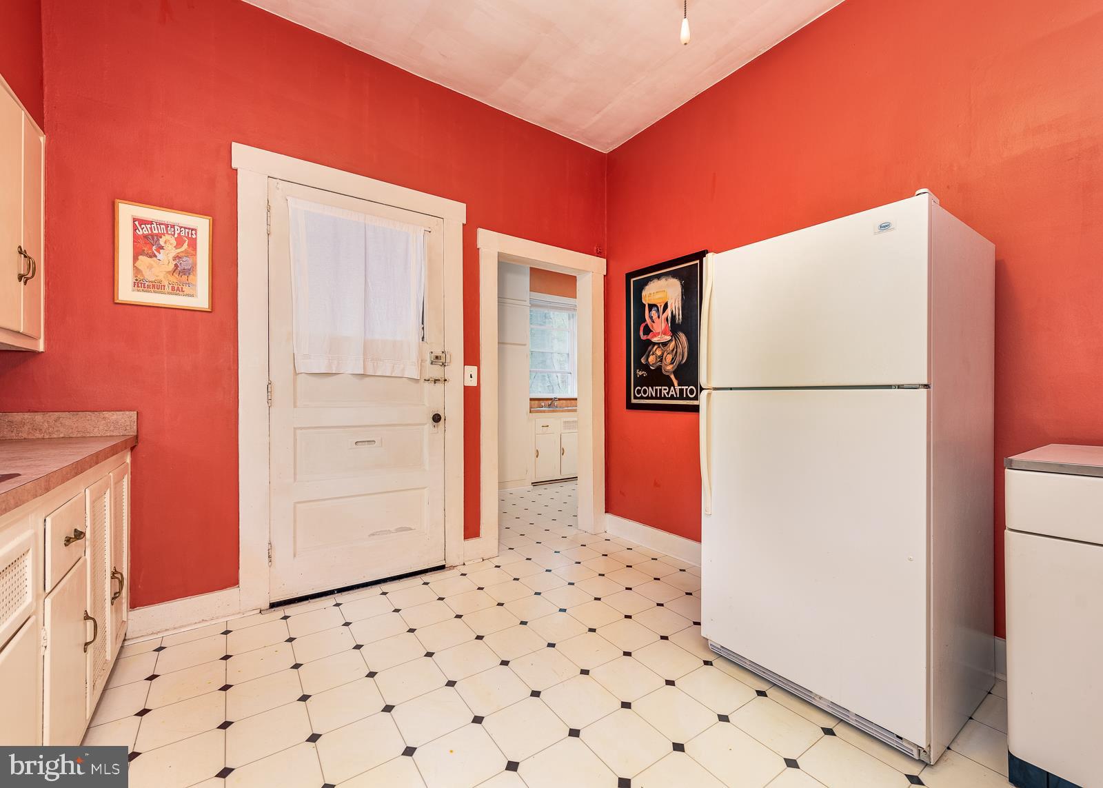 WINDSOR HILLS - Residential