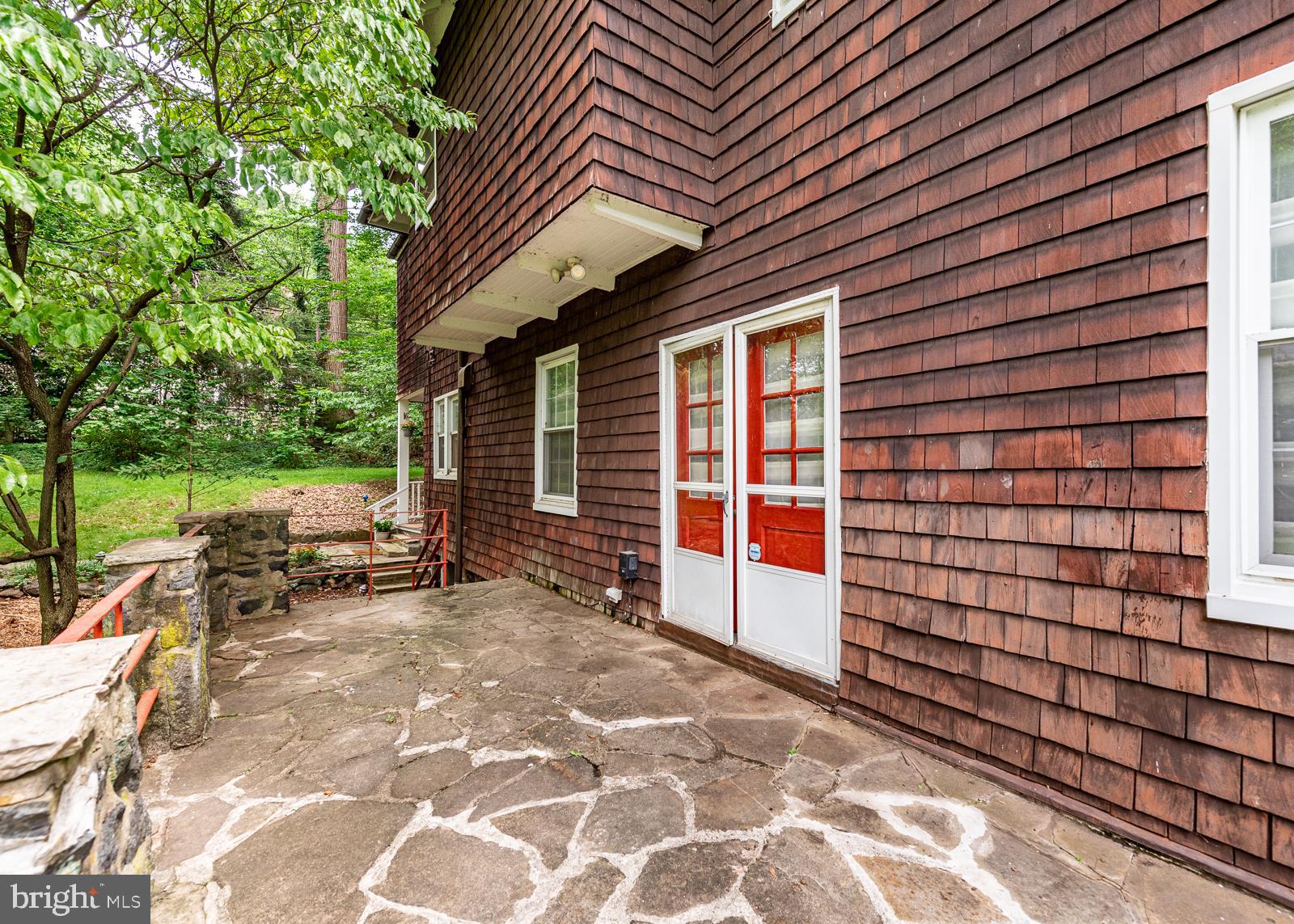 WINDSOR HILLS - Residential