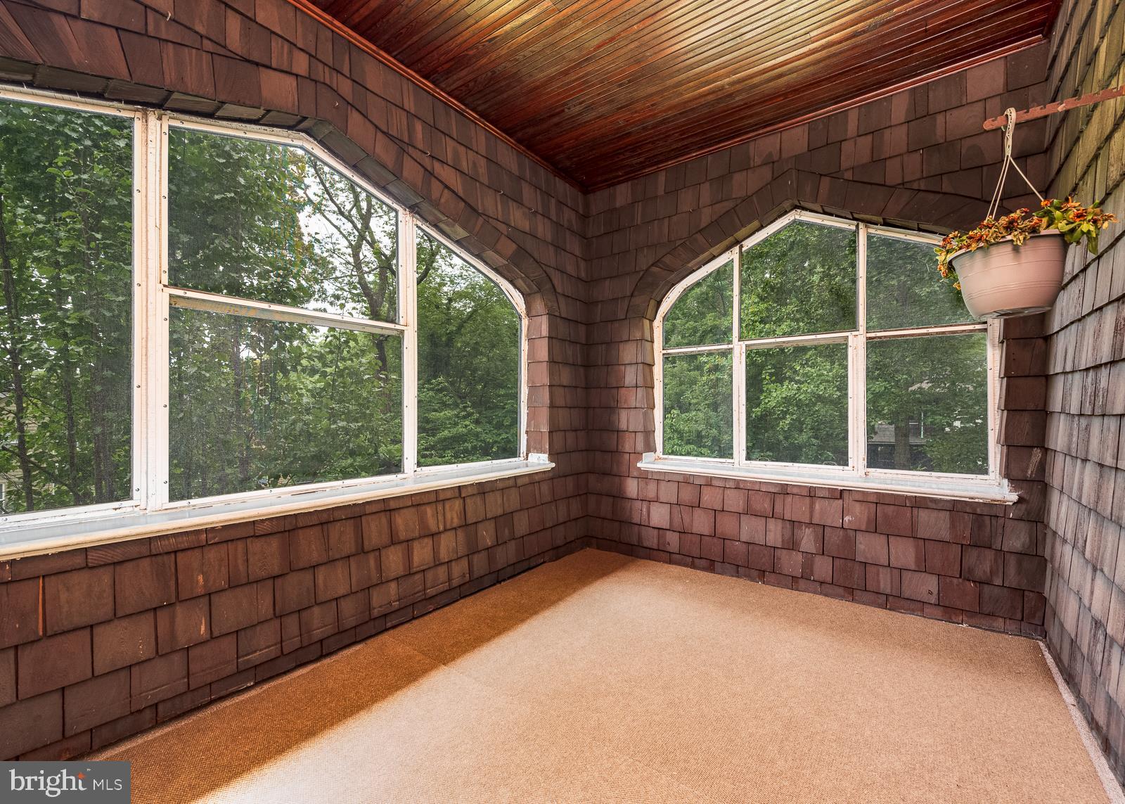 WINDSOR HILLS - Residential