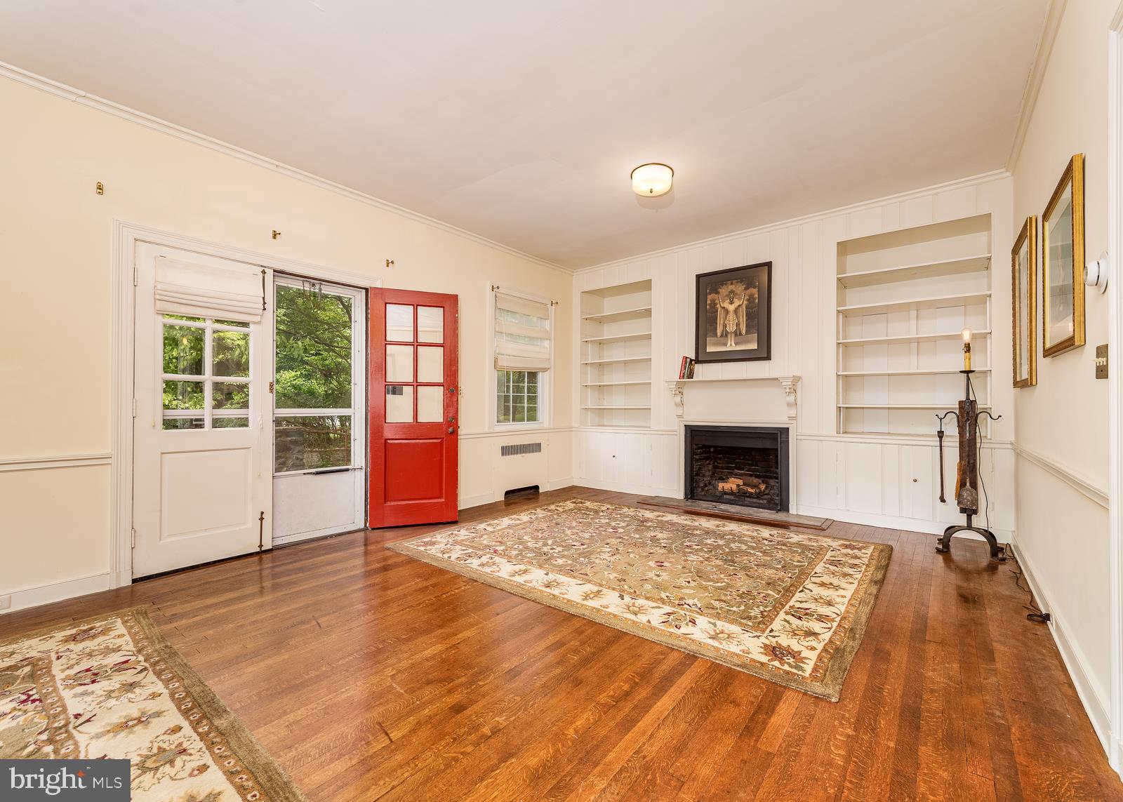 WINDSOR HILLS - Residential