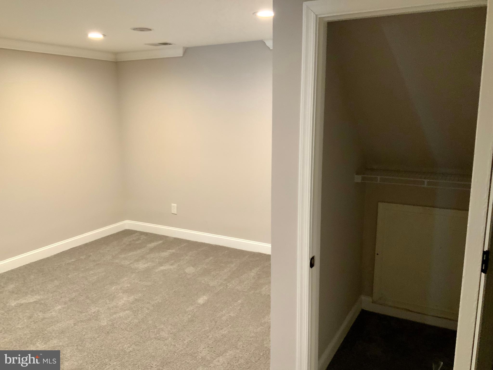 TOWN CREEK - Residential