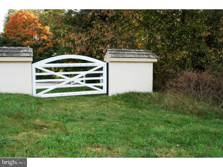 ROSEWOOD FARMS - Residential