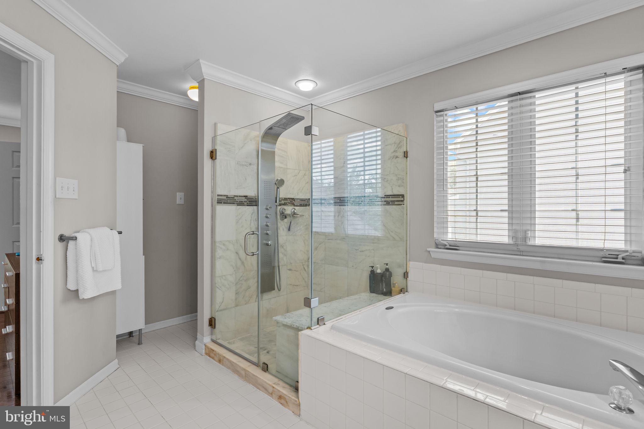 NORTH POINTE - Residential