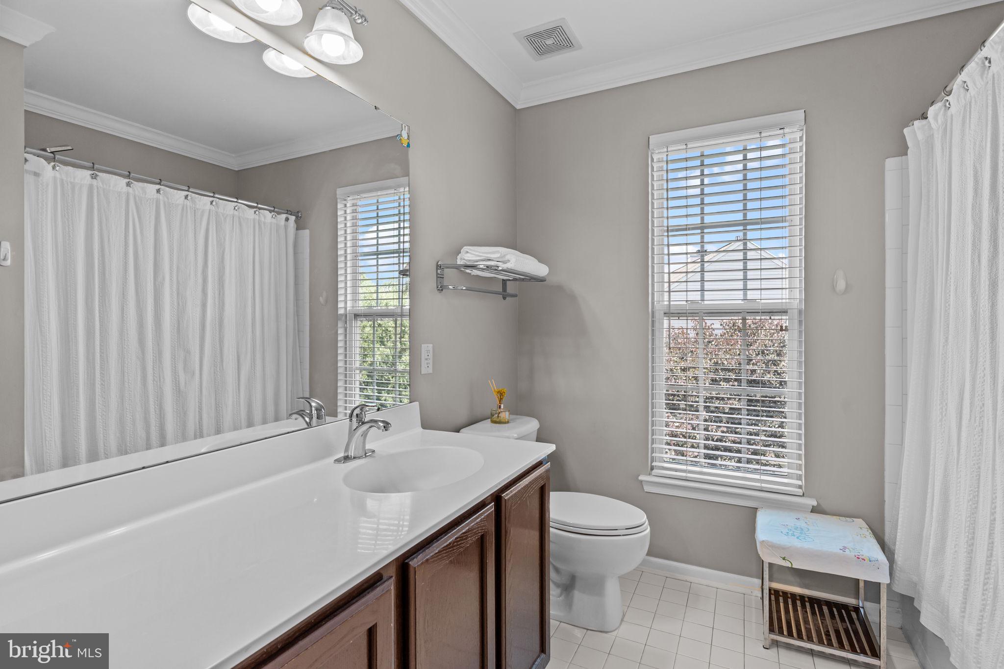 NORTH POINTE - Residential