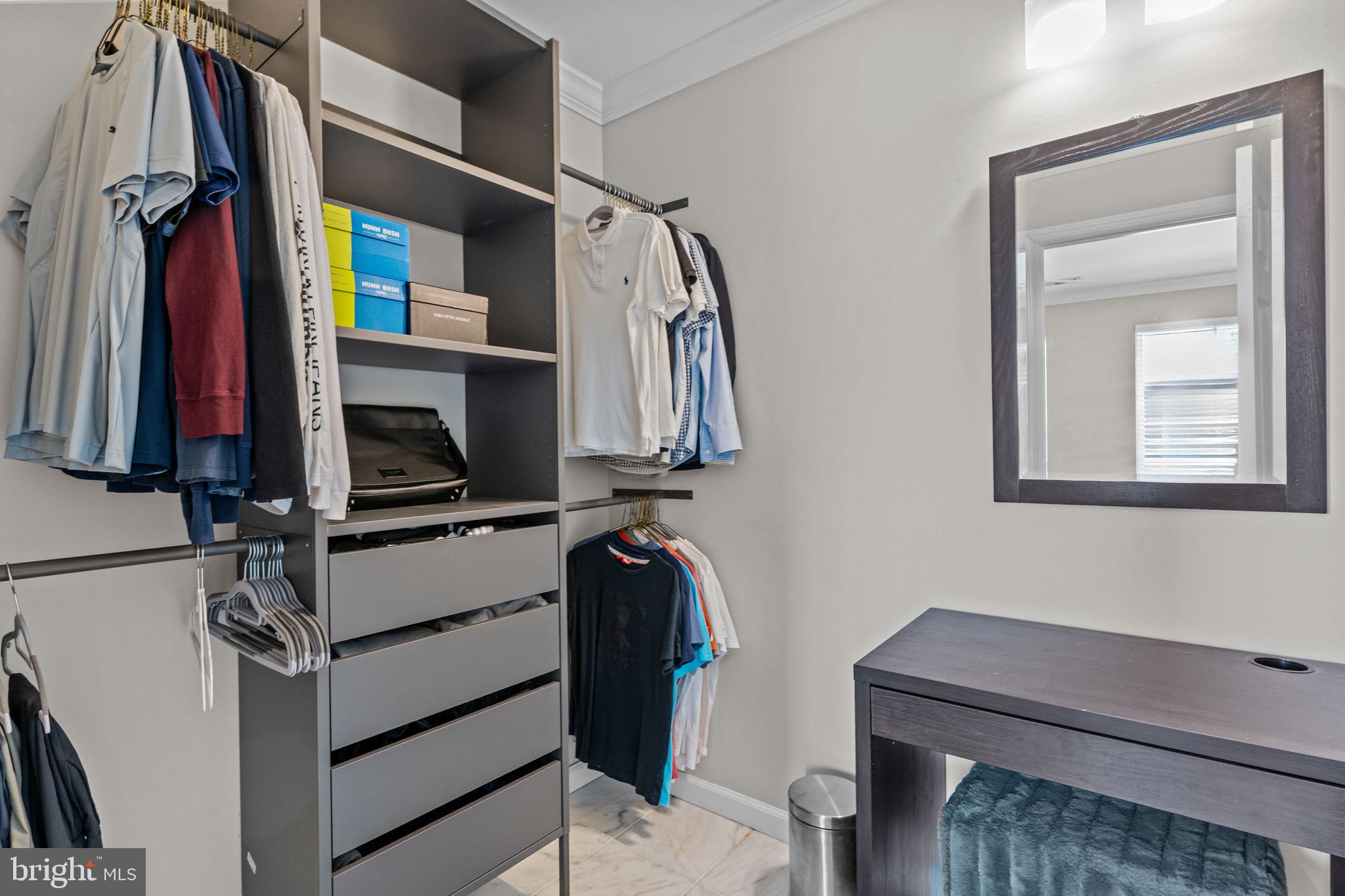 NORTH POINTE - Residential