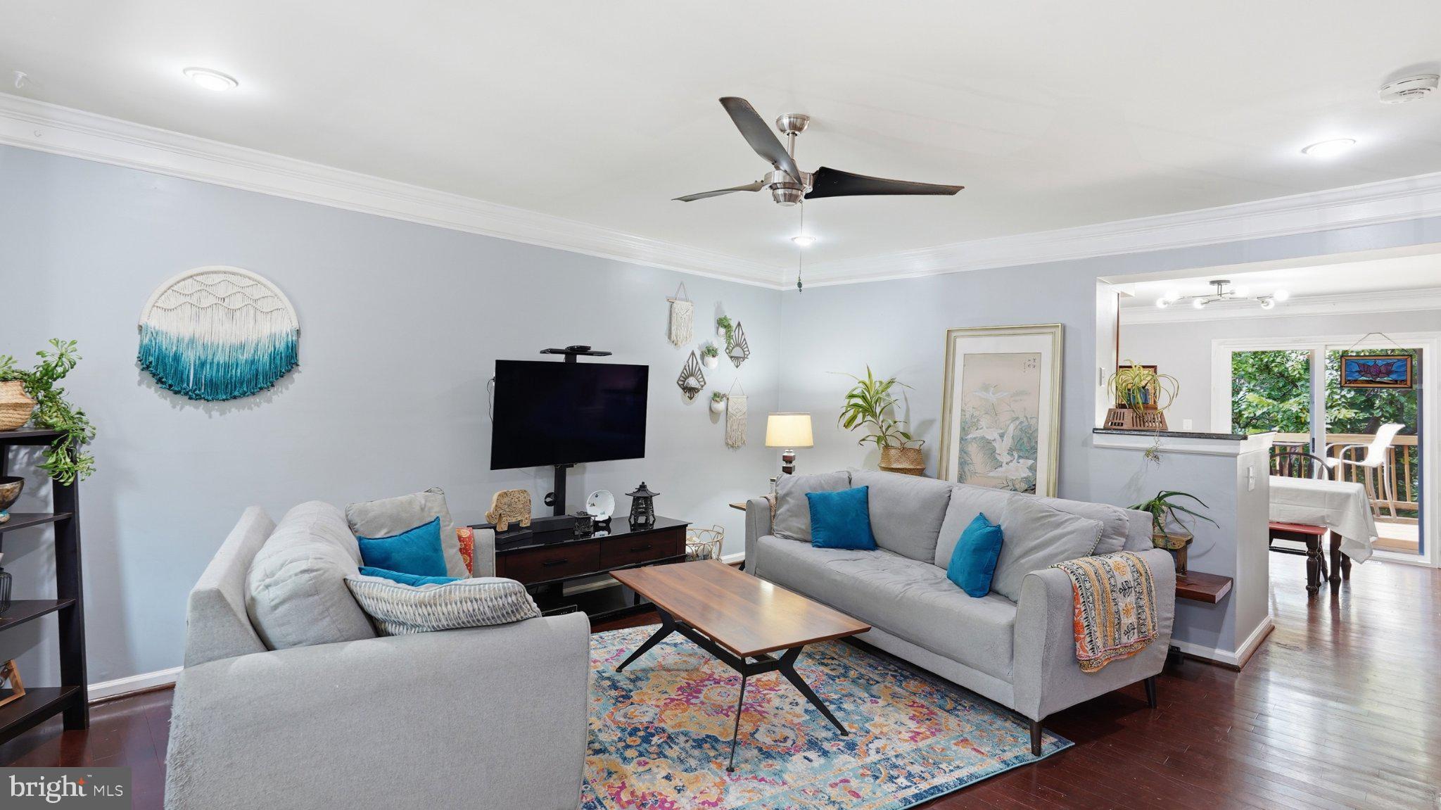 9560 BUTTONBUSH COURT
