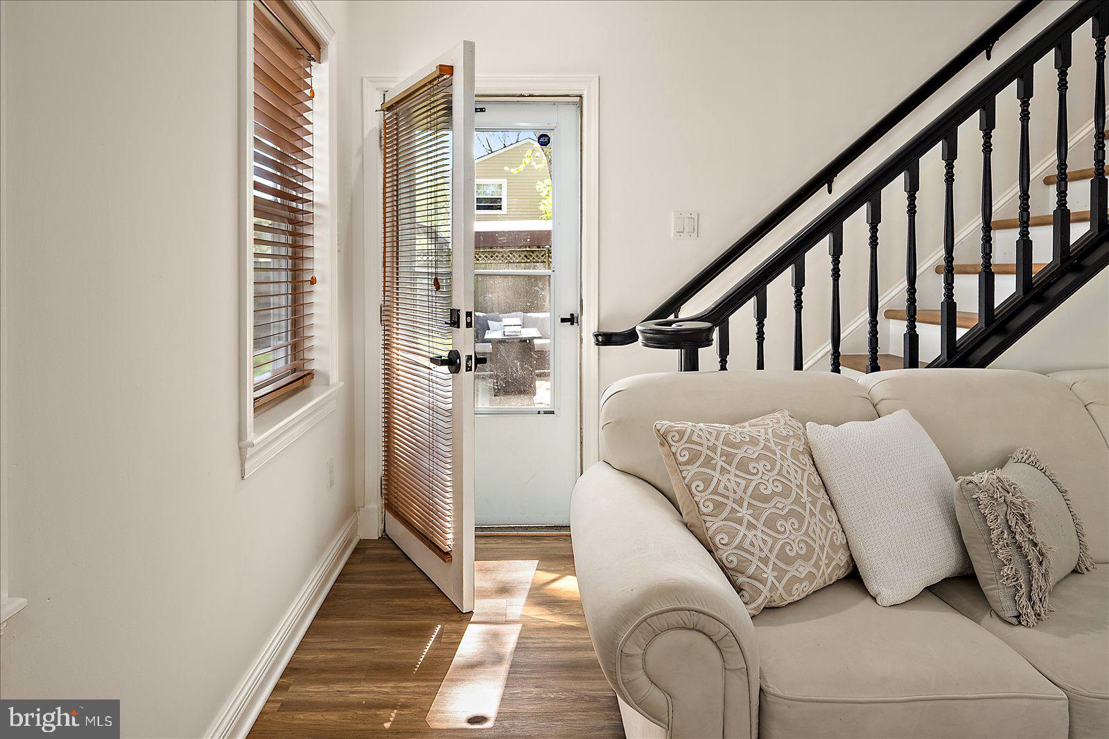 LONDONTOWN - Residential