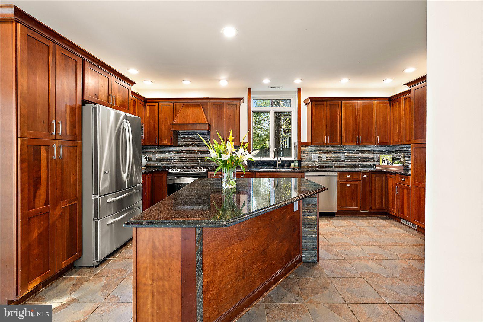 LONDONTOWN - Residential