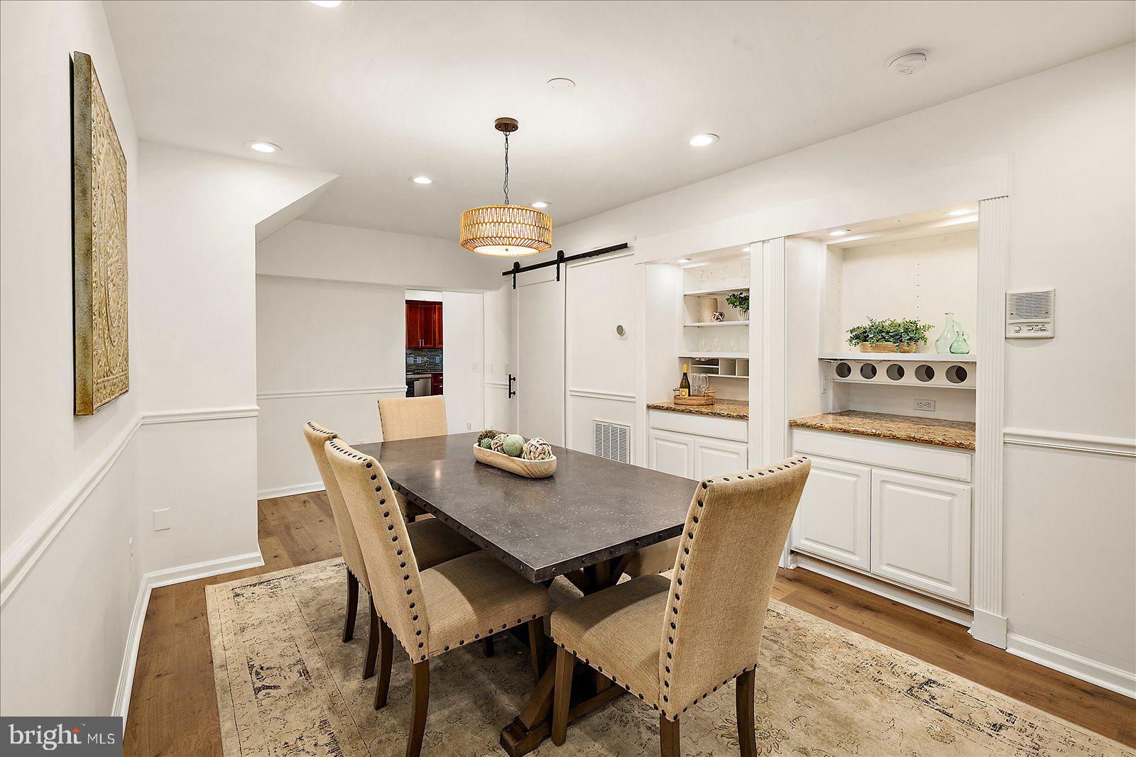 LONDONTOWN - Residential