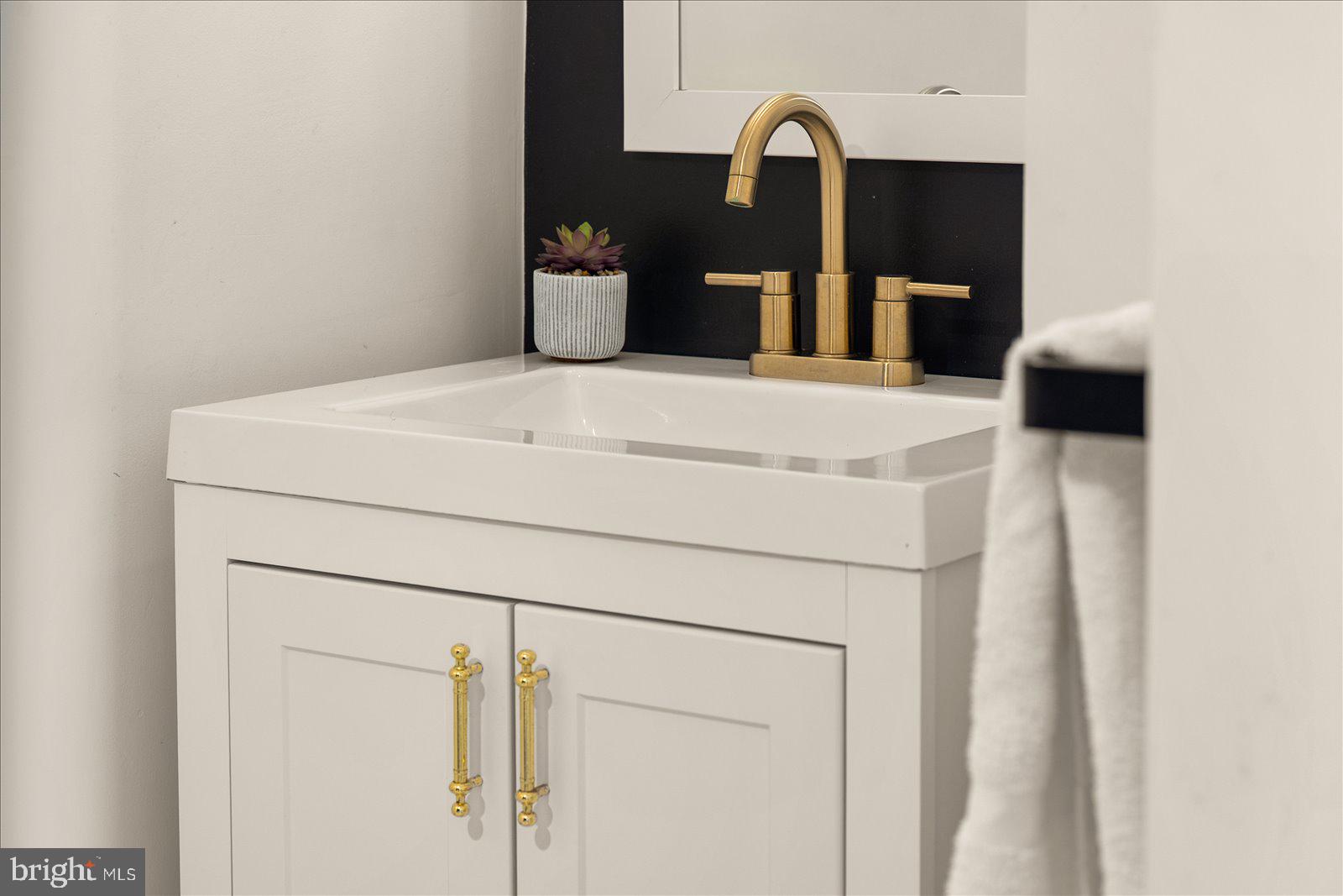 LONDONTOWN - Residential