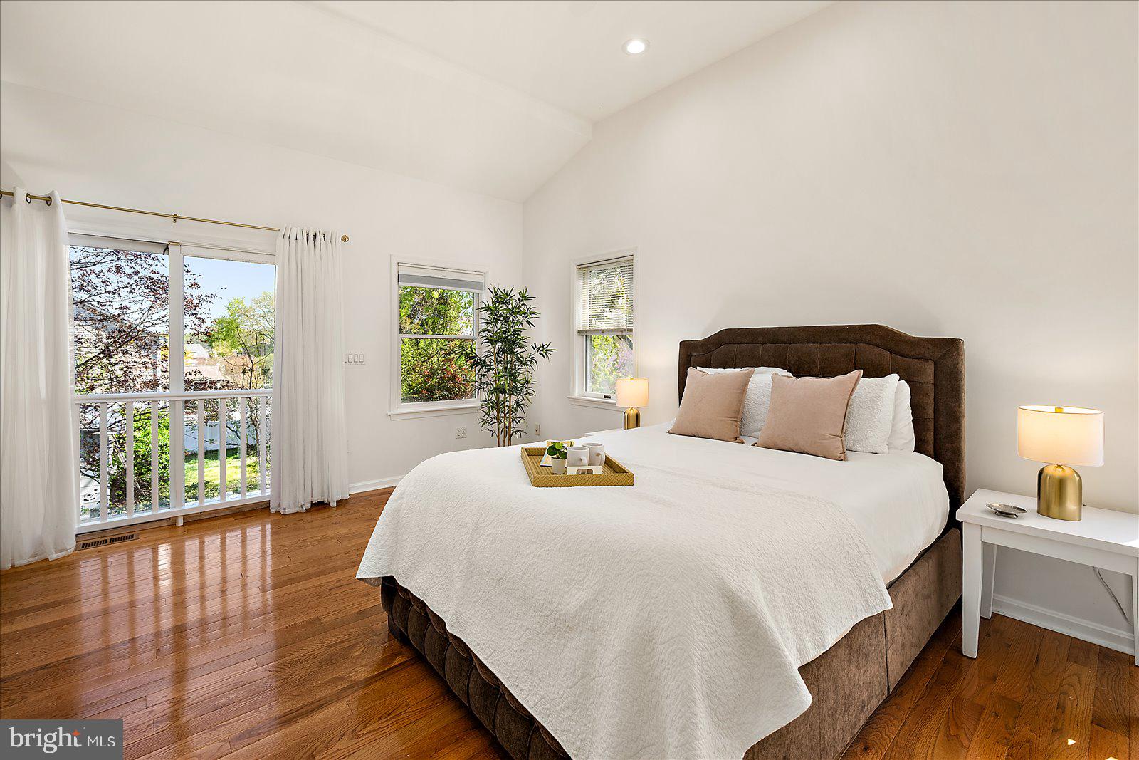 LONDONTOWN - Residential