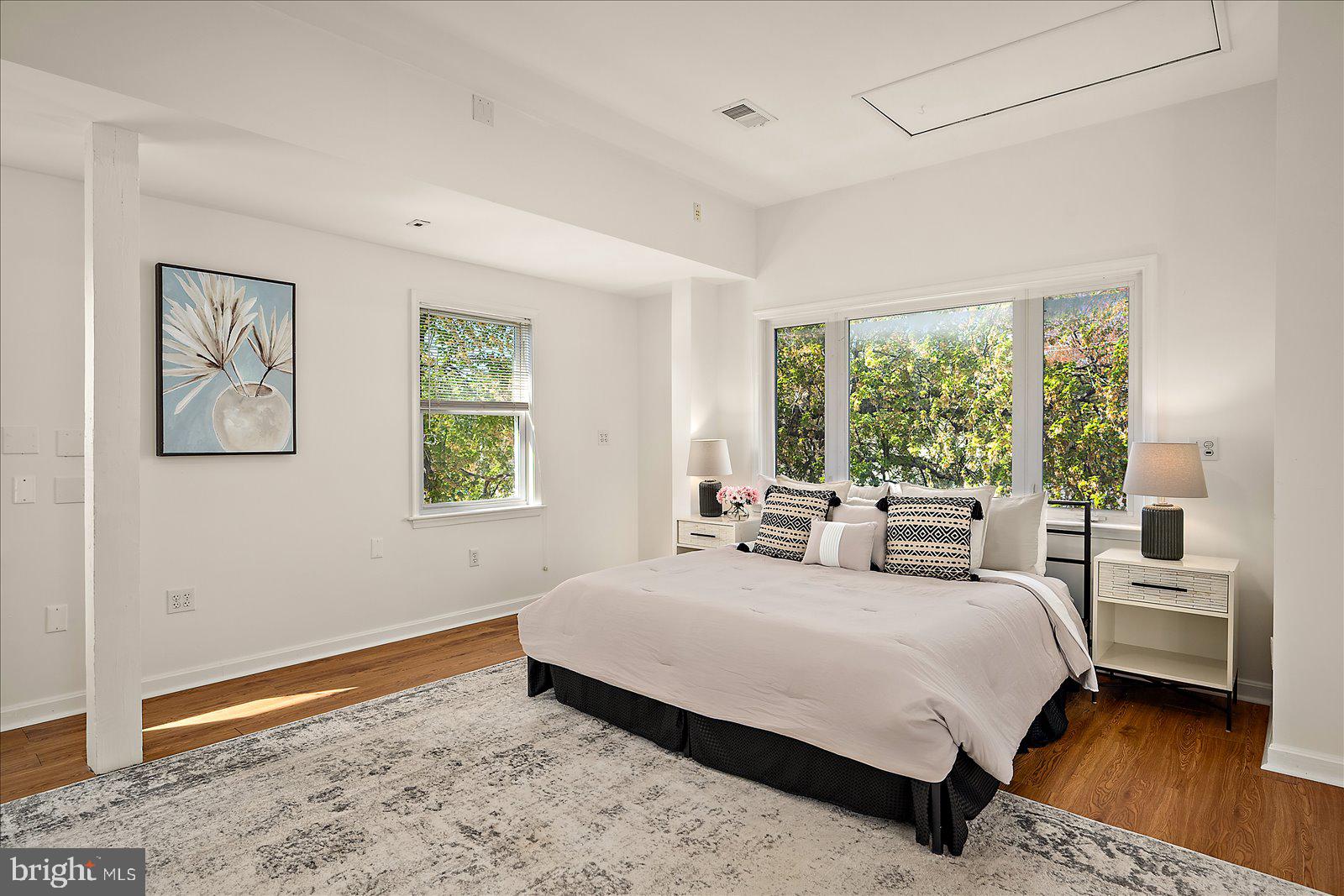 LONDONTOWN - Residential