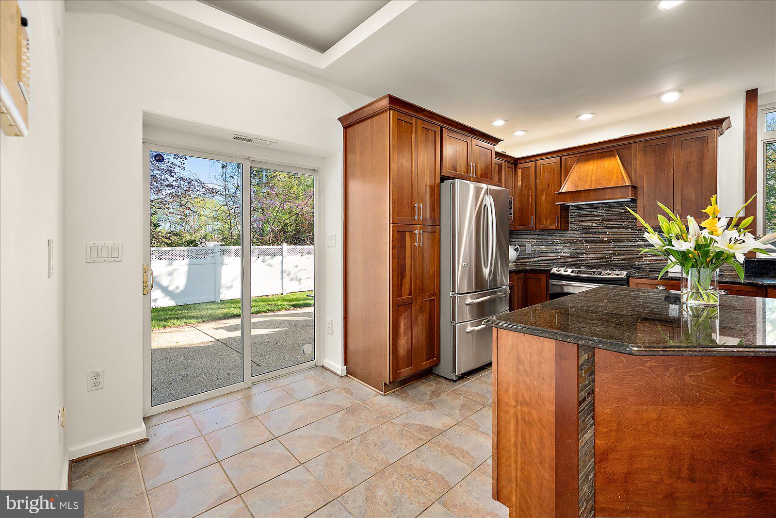 LONDONTOWN - Residential