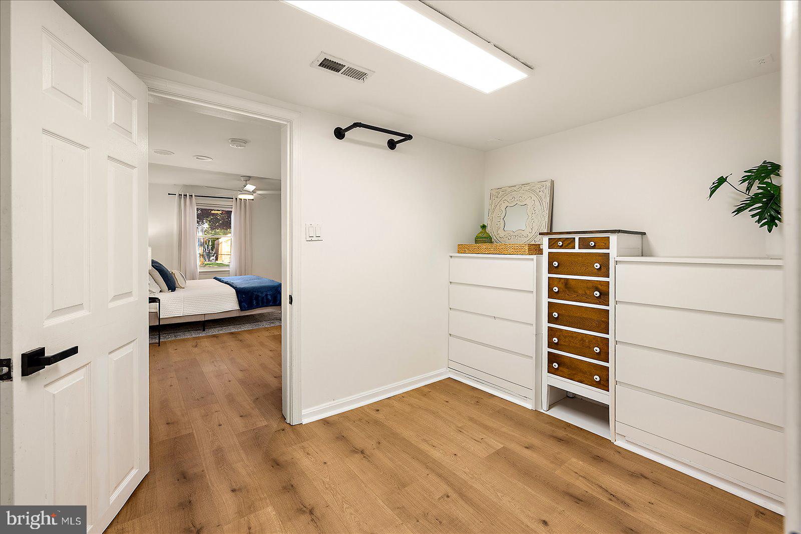 LONDONTOWN - Residential