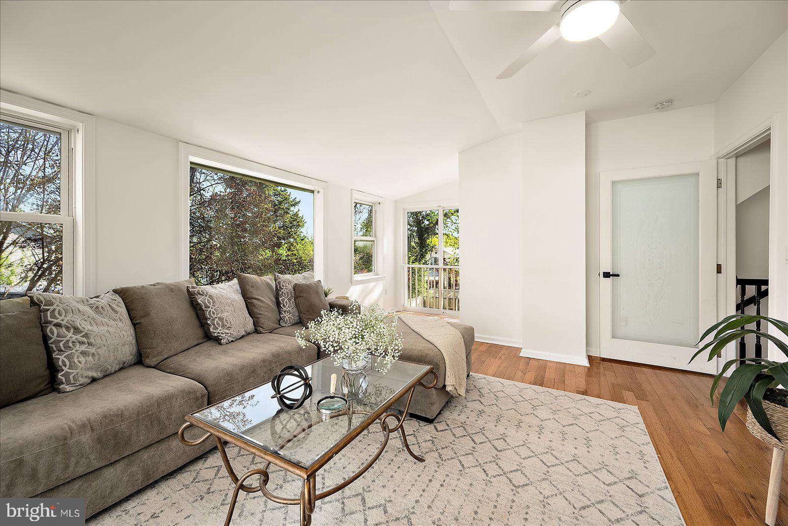 LONDONTOWN - Residential