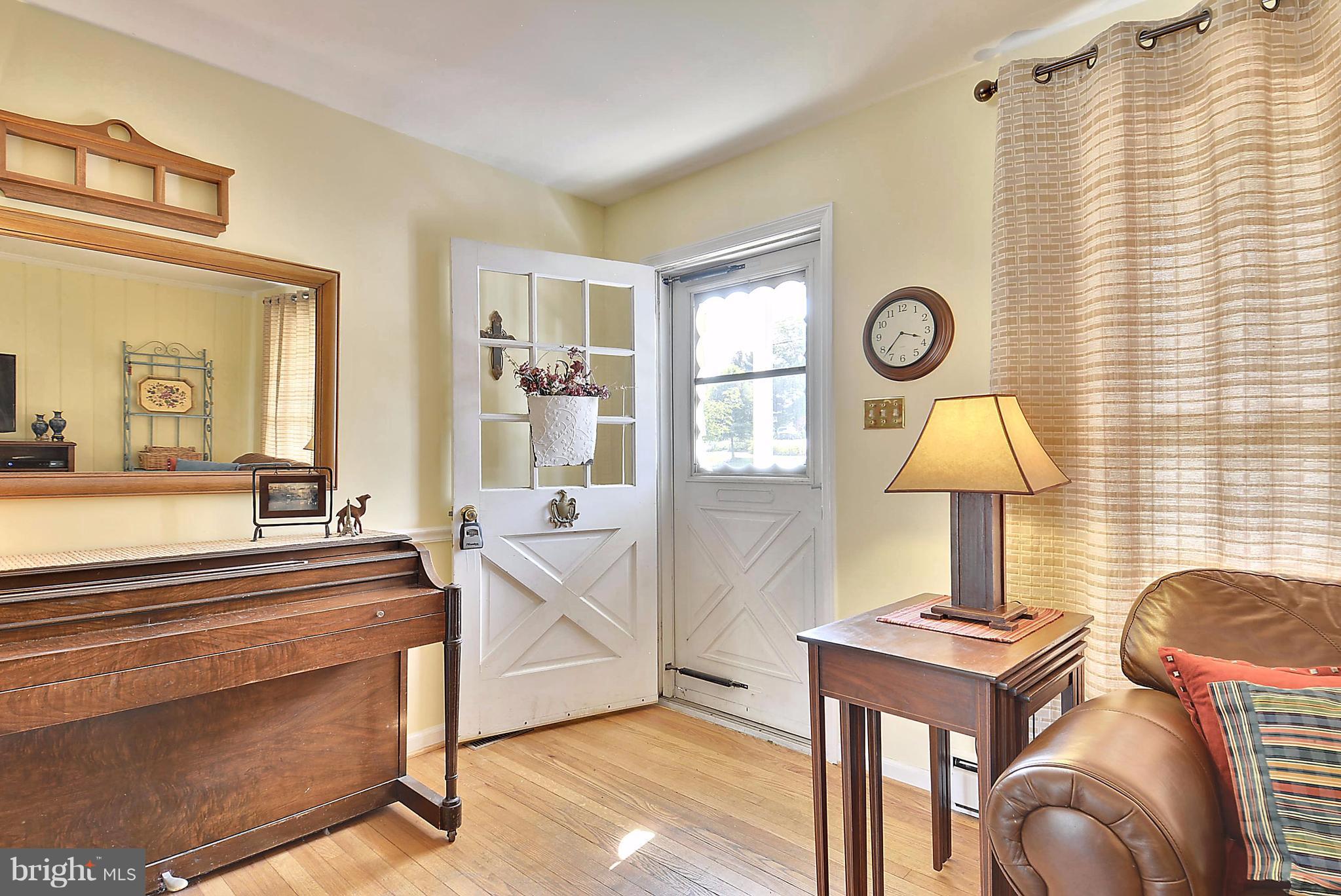 TOWN OF PURCELLVILLE - Residential