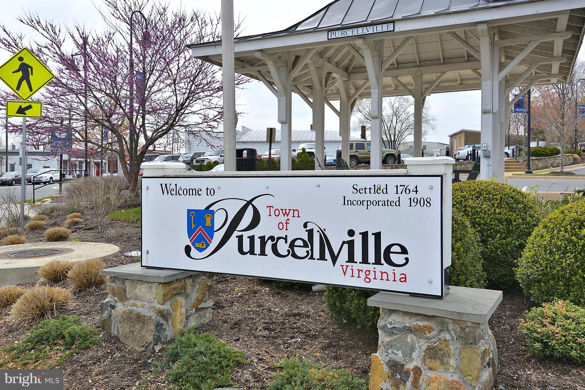 TOWN OF PURCELLVILLE - Residential