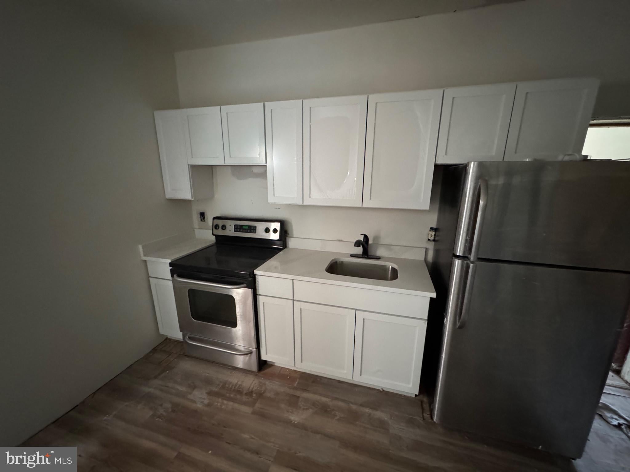 1012 W 8TH STREET