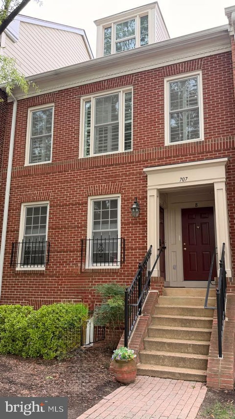 Photo of 707 Massey Lane #B, ALEXANDRIA, VA 22314 (MLS # VAAX2066728)