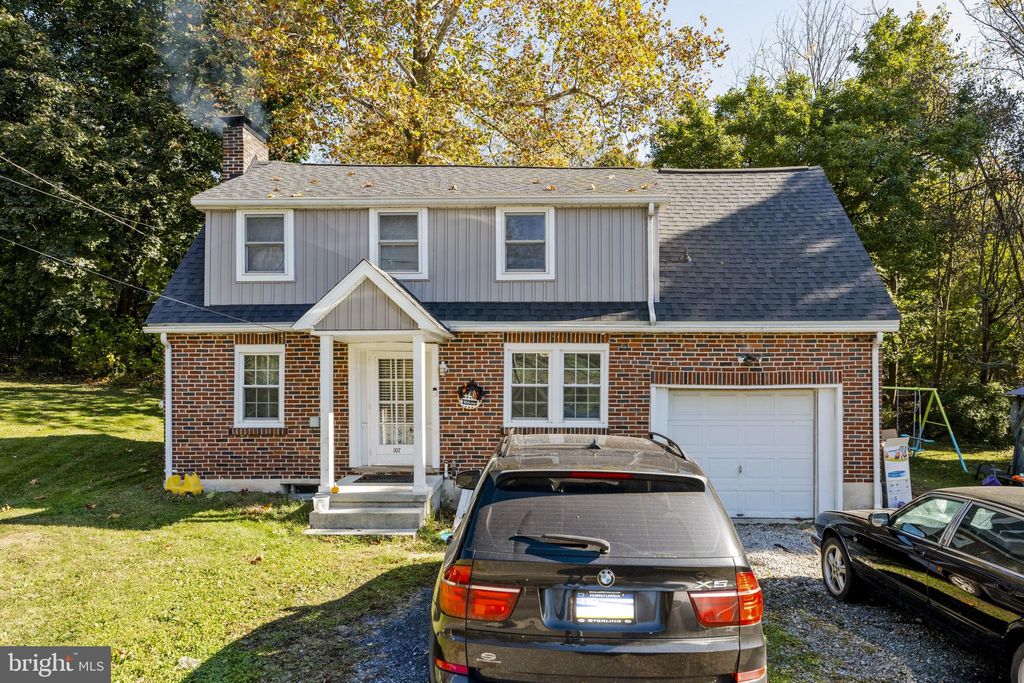 Photo of 107 Crest Road, LITITZ, PA 17543 (MLS # PALA2078778)