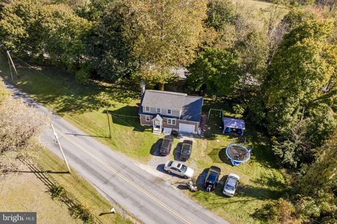 107 CREST ROAD LITITZ PA 17543