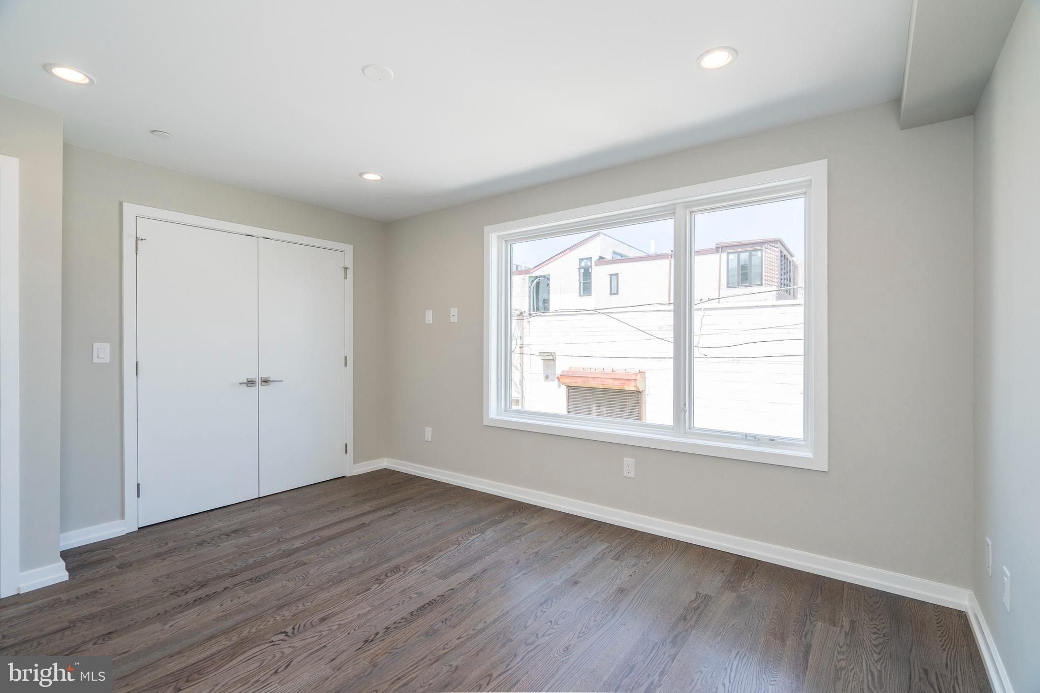 GRADUATE HOSPITAL - Residential Lease