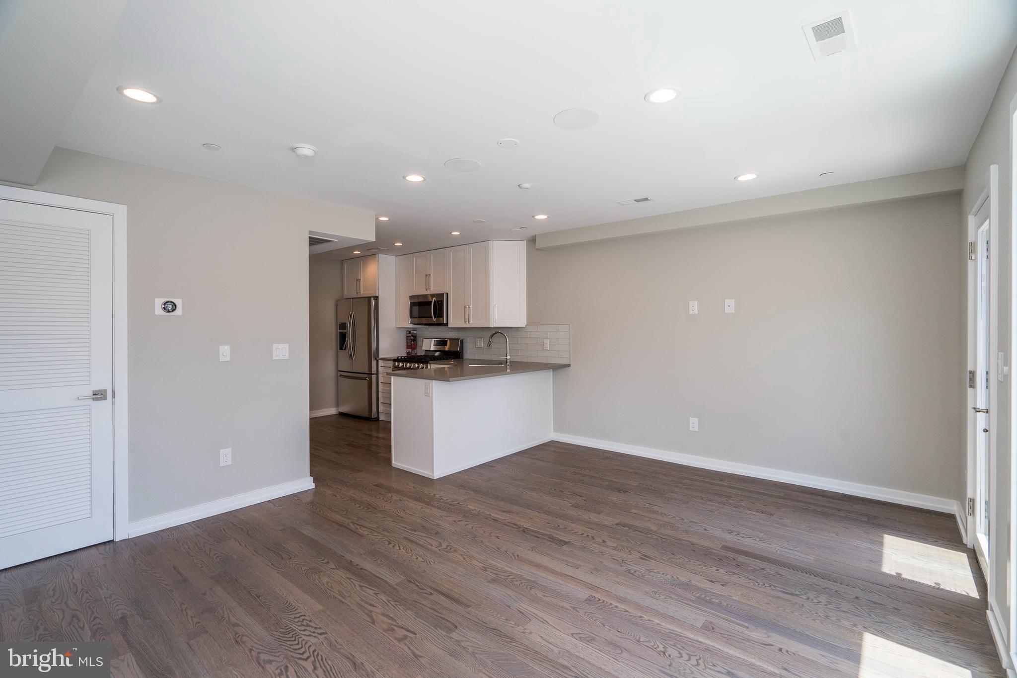 GRADUATE HOSPITAL - Residential Lease