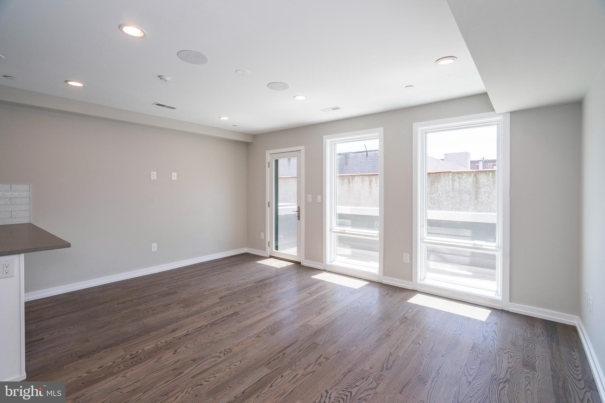 GRADUATE HOSPITAL - Residential Lease