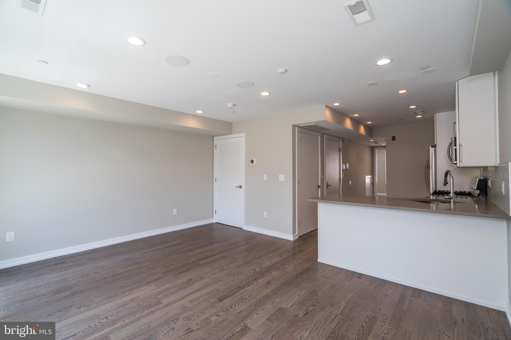 GRADUATE HOSPITAL - Residential Lease