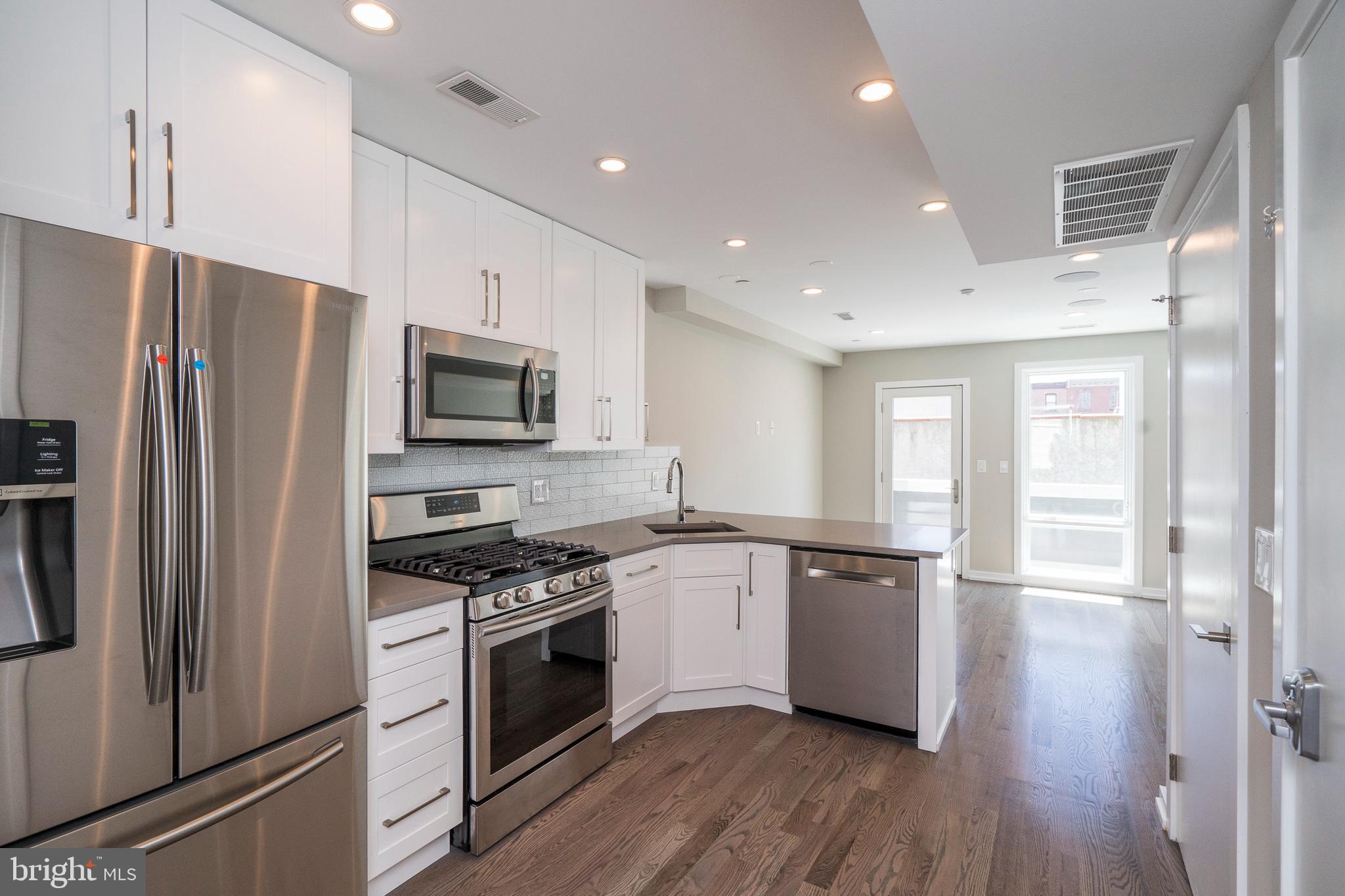 GRADUATE HOSPITAL - Residential Lease